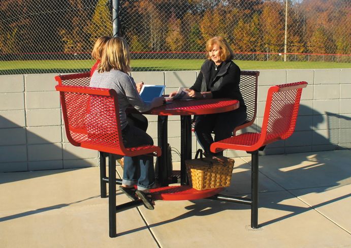 UltraSite 46" Ultra Bar Height Table with Chairs, Inground