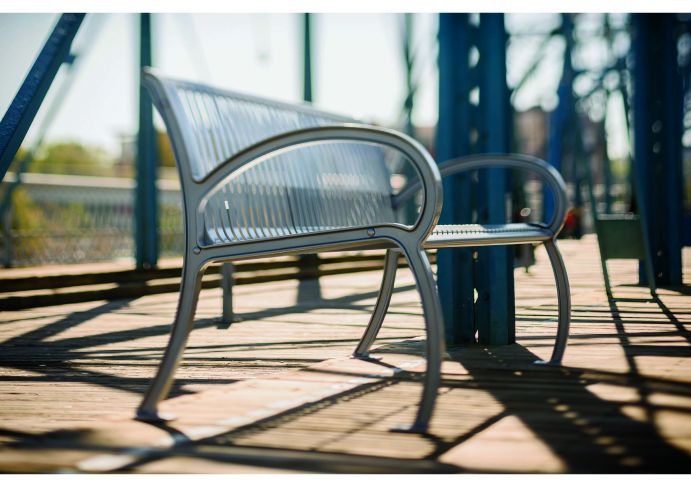 UltraSite 6' Wilmington Bench with Back