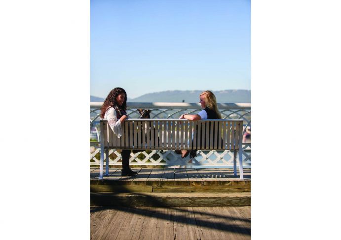 UltraSite 8' Wilmington Bench with Back