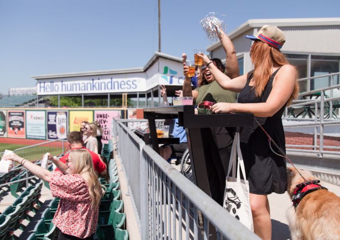 UltraSite 6' Drink Rail