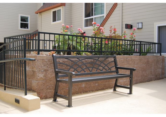 UltraSite 4' Savannah Bench with Back