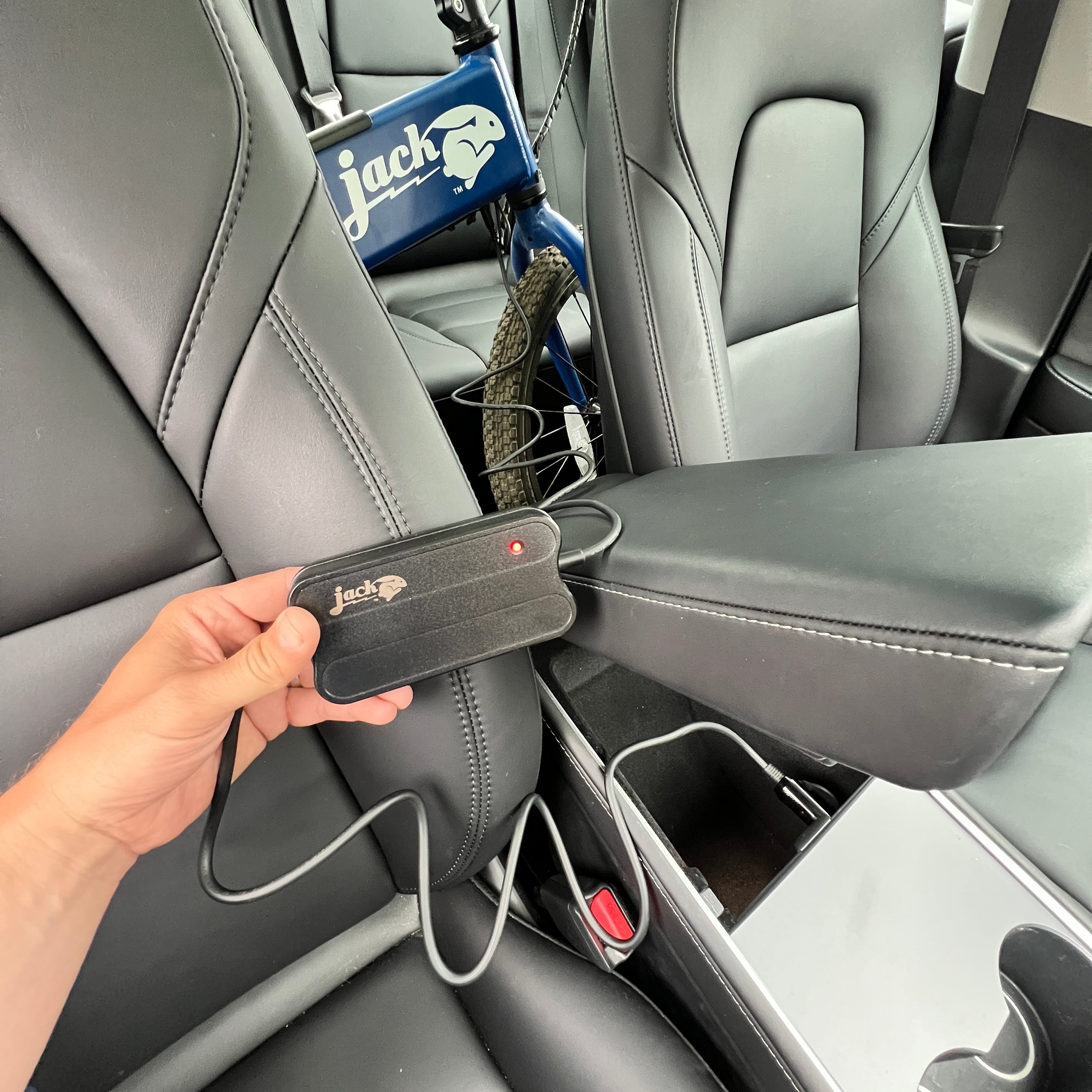 JackRabbit 12V Ultra Portable Charger