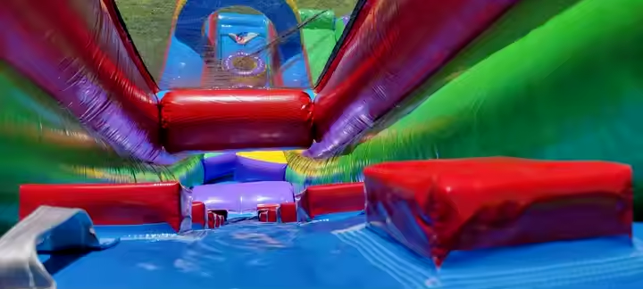 Bounce Horizon Extreme Fun Run Inflatable Obstacle Course with Slide – Ultimate Challenge